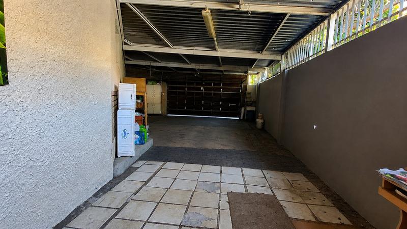 5 Bedroom Property for Sale in Dan Pienaar Free State